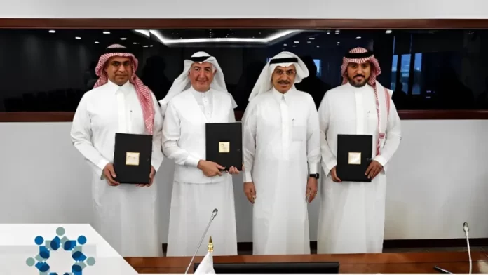 The International Islamic Trade Finance Corporation (ITFC) and the Saudi Export-Import Bank (Saudi EXIM Bank) have signed a US$ 25 million line of financing agreement for Bank Al Habib Limited in the Islamic Republic of Pakistan. This financing is designed to facilitate export opportunities of non-oil products for small and medium enterprises (SMEs) in Saudi Arabia to Pakistan.