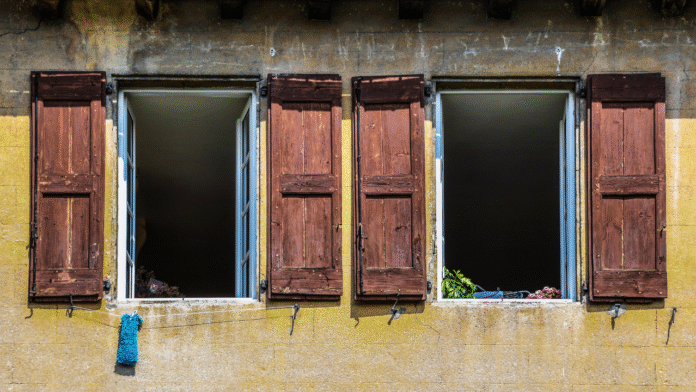 Windows That Open From Both Ends? Here's Why It Matters