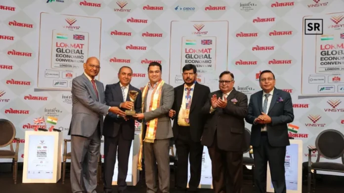CA Abhay Bhutada Honoured with Bharat Bhushan Award at Lokmat Global Economic Convention