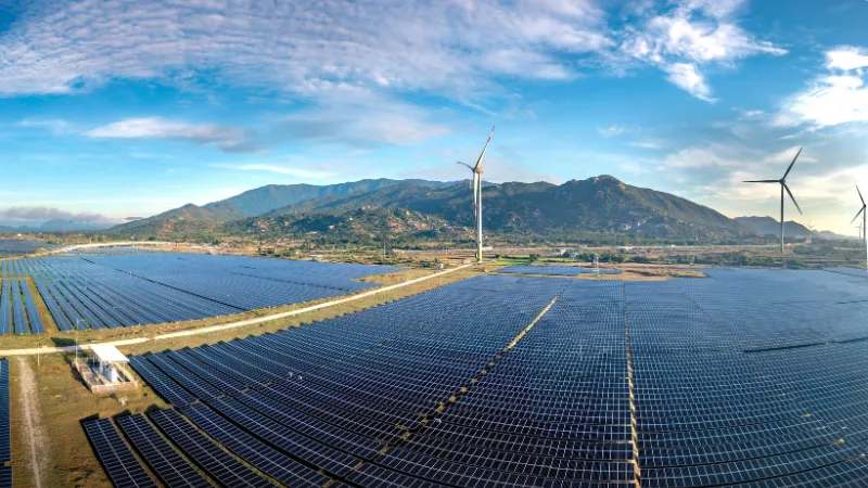 Strake Inc. Advances Renewable Energy Expansion Following Asian Market Review
