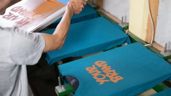 Choosing the Right Print Method Understanding DTG vs Screen Printing