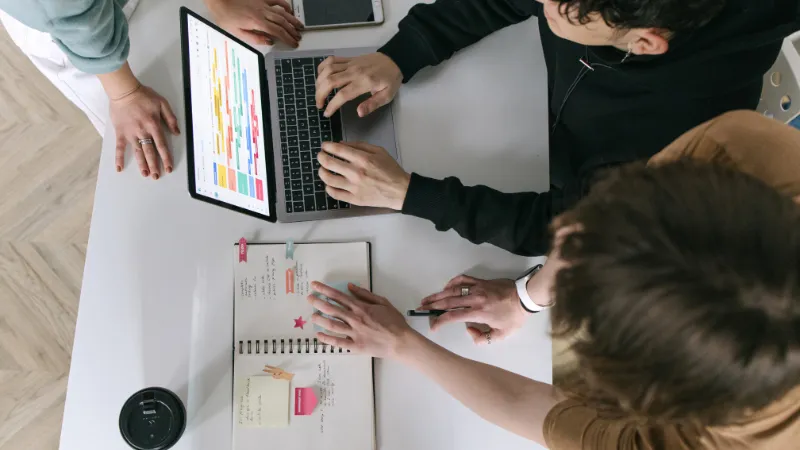 Social Media Scheduling Strategies for Managing High-Volume Content